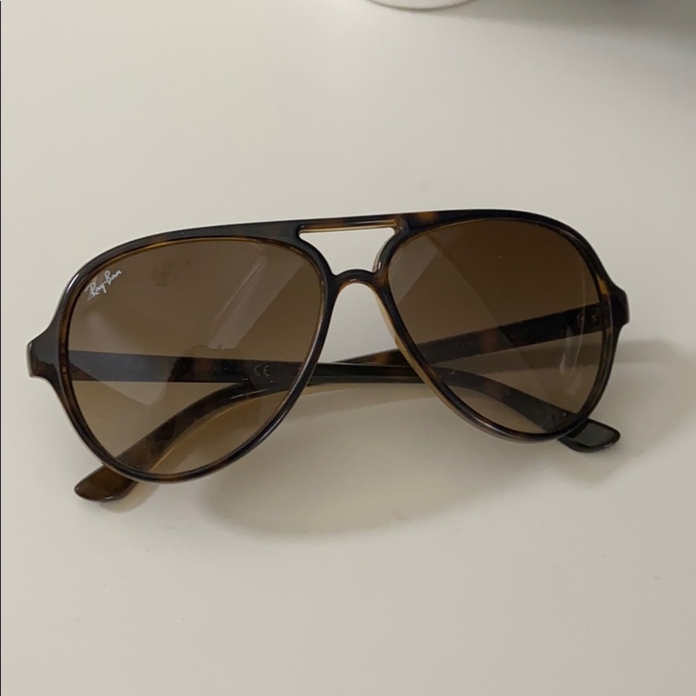 Plastic aviator ray bans
